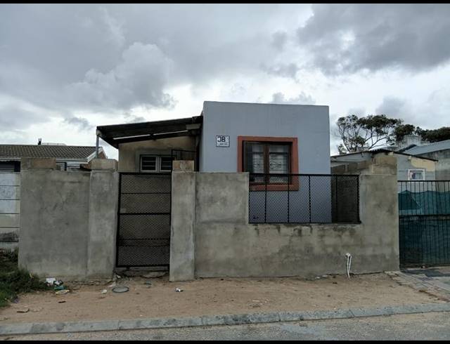2 BEDROOM HOUSE FOR SALE IN NEW MACASSAR VILLAGE